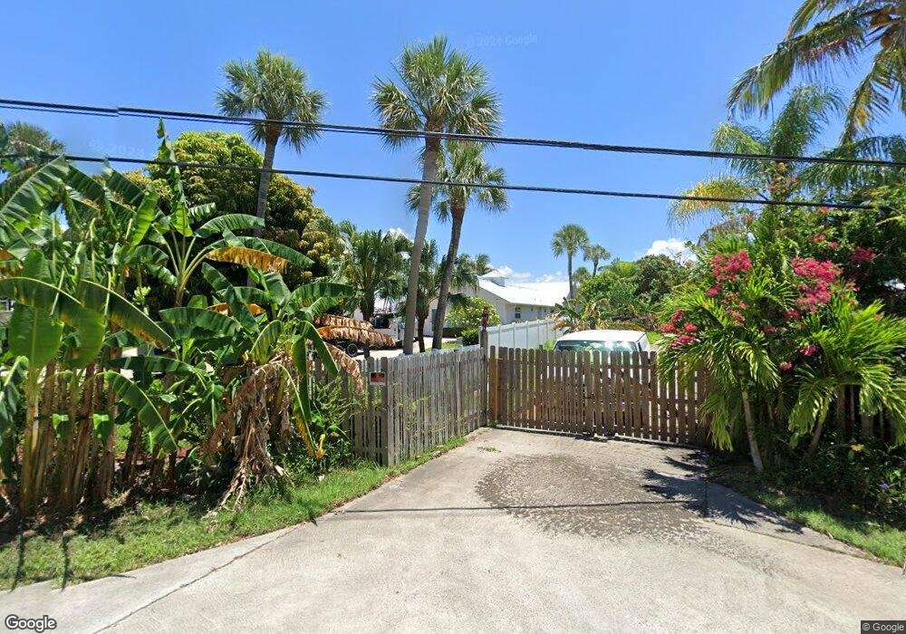 32 N Sewalls Point Rd, Sewalls Point, FL 34996 - photo 1