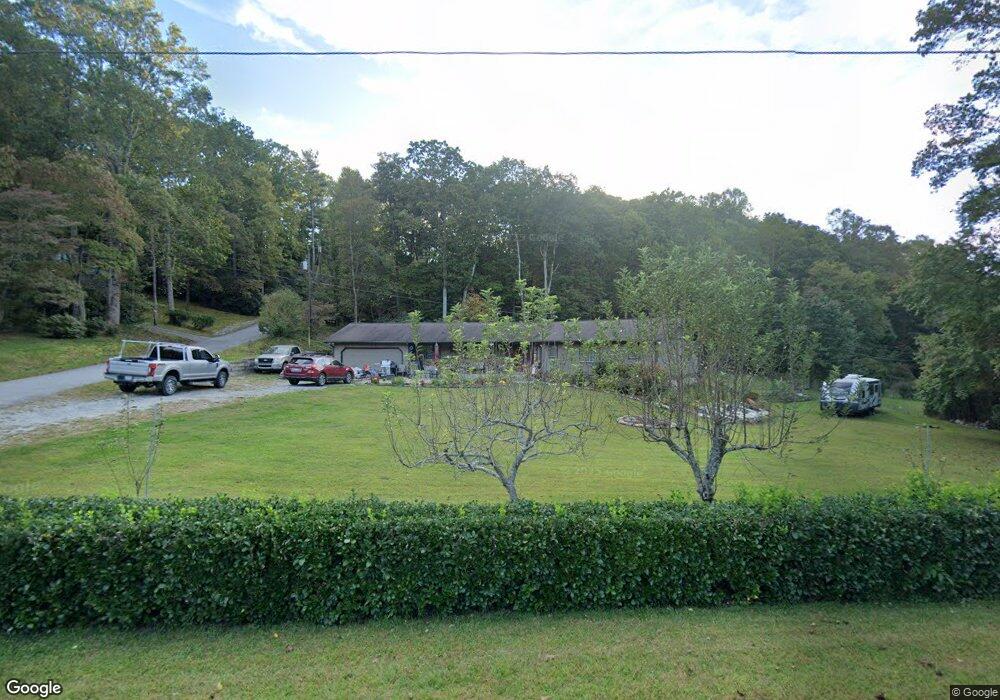 641 Salisbury Rd, Hendersonville, NC 28792 - photo 1