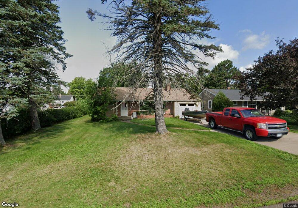 2171 Hillcrest Dr, Duluth, MN 55811 - photo 1