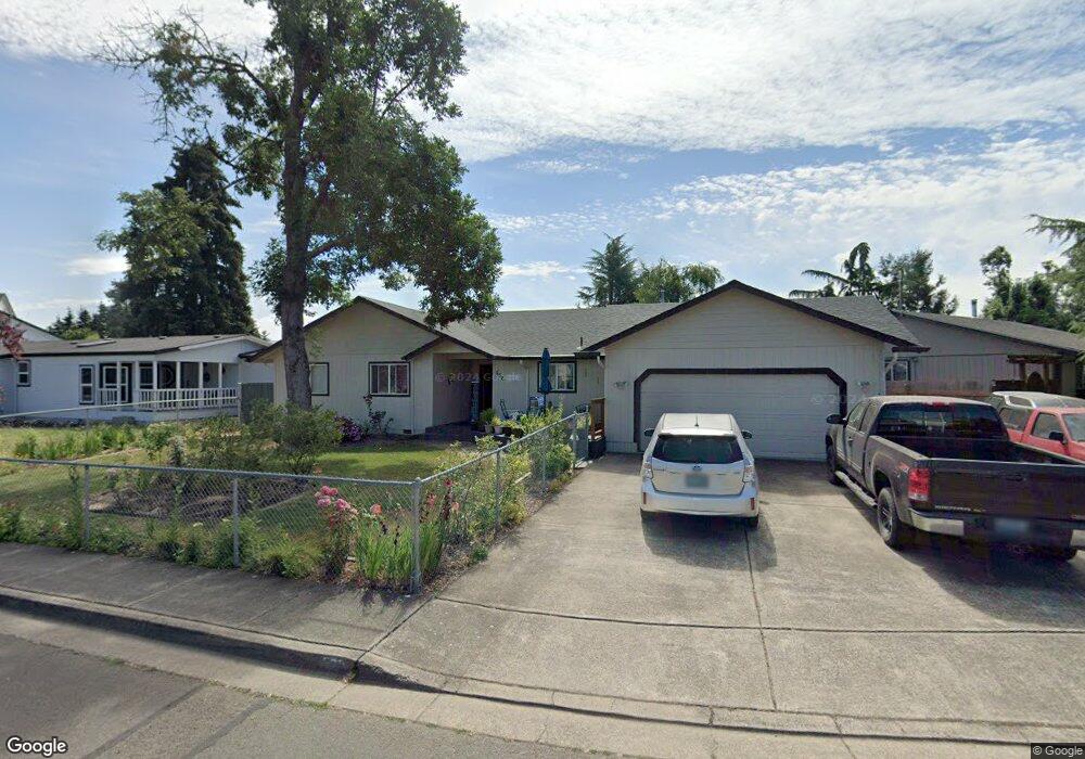 552 Pine Ct, Creswell, OR 97426 - photo 1