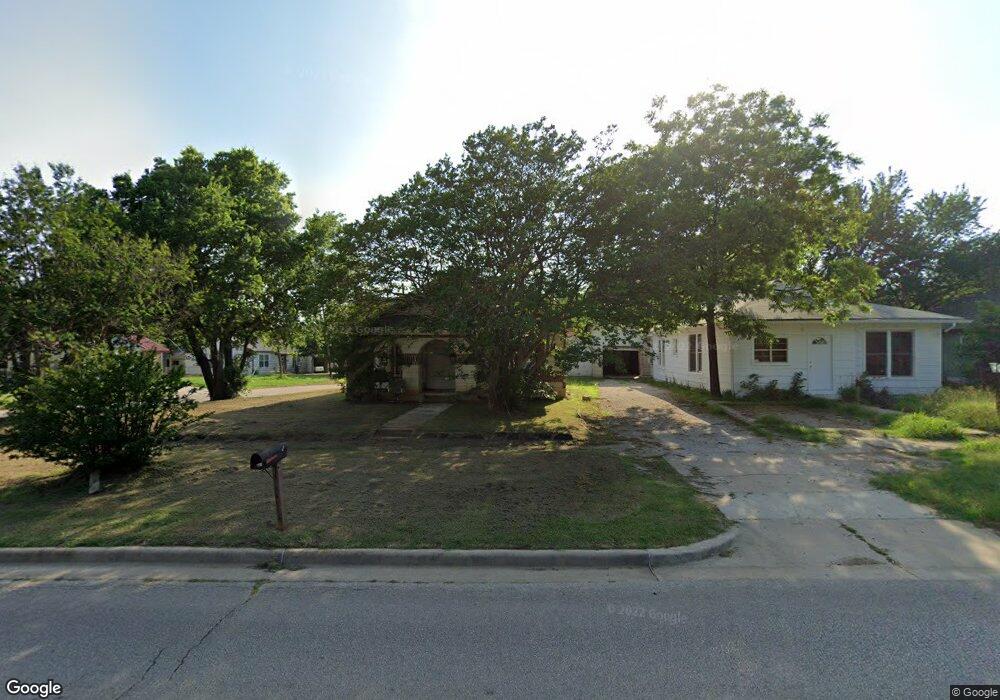 805 G St NW, Ardmore, OK 73401 - photo 1