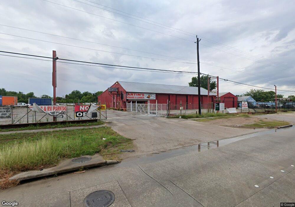 6421 N Shepherd Dr, Houston, TX 77091 - photo 1