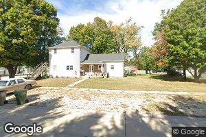 305 W William St, Edgewood, IA 52042