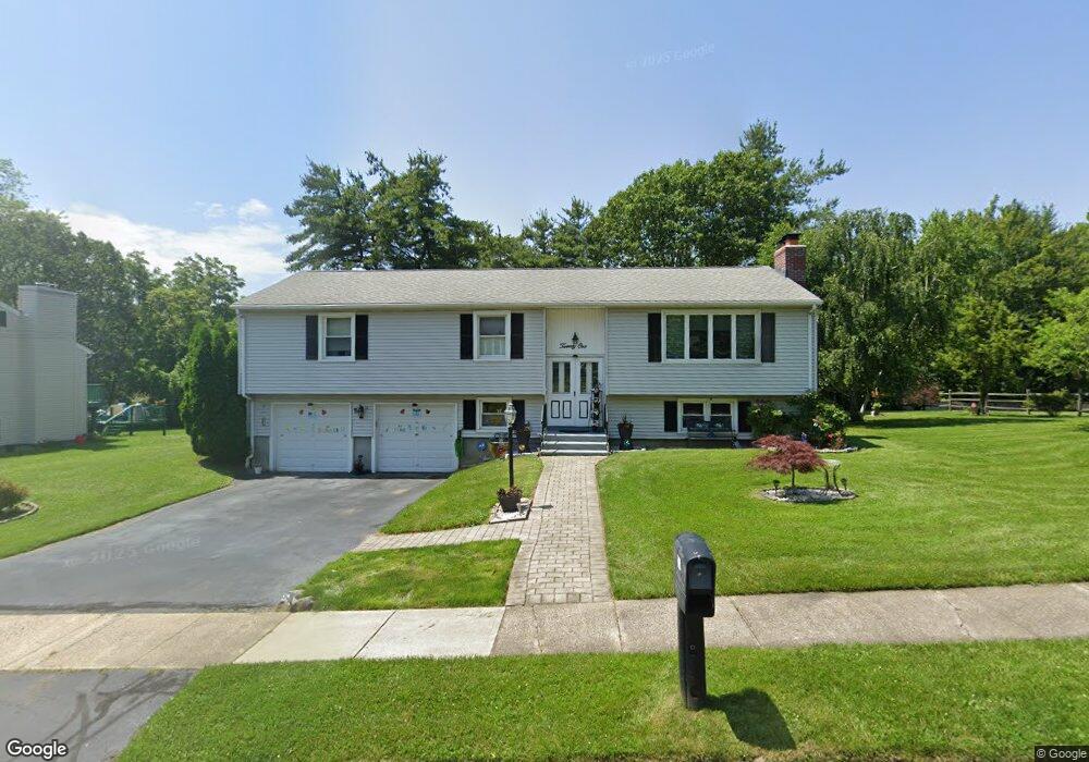 21 Alexander Dr, West Haven, CT 06516 - photo 1