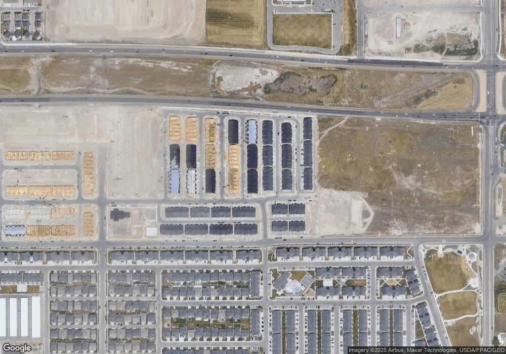 1988 N 3900 W unit 216, Lehi, UT 84043 - photo 1