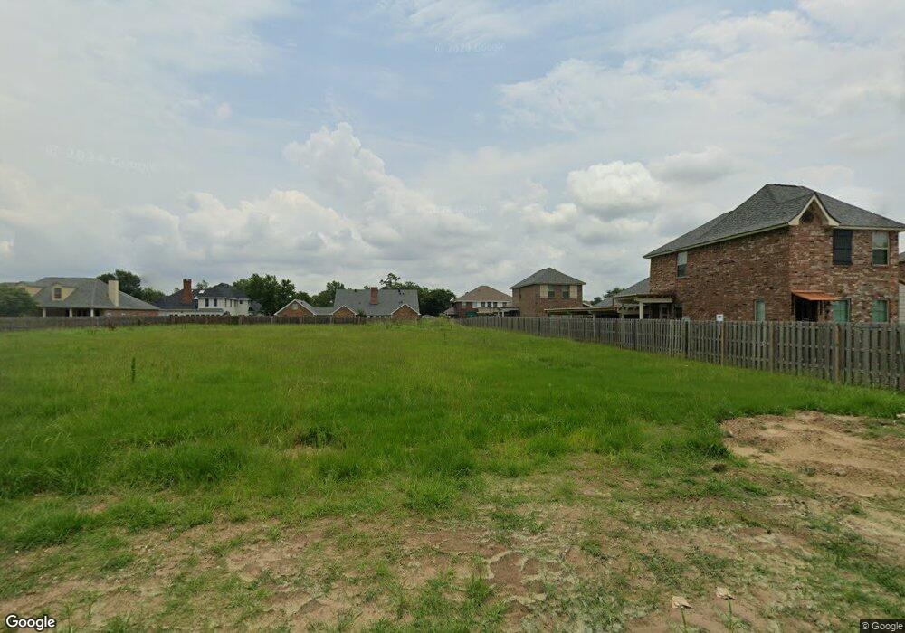 4135 W Prien Lake Rd, Lake Charles, LA 70605 - photo 1