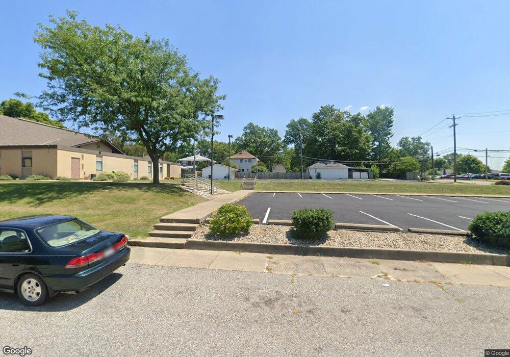 1821 N 6th 1/2 St, Terre Haute, IN 47804 - photo 1