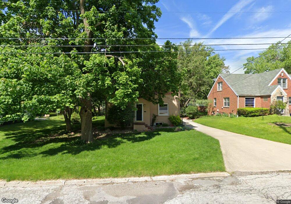 1128 68th St, Windsor Heights, IA 50324 - photo 1