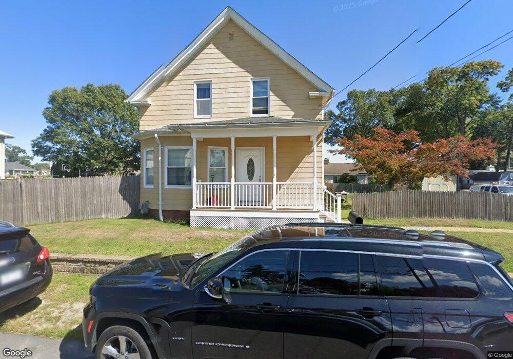 70 Budlong Ave, Warwick, RI 02888 - photo 1