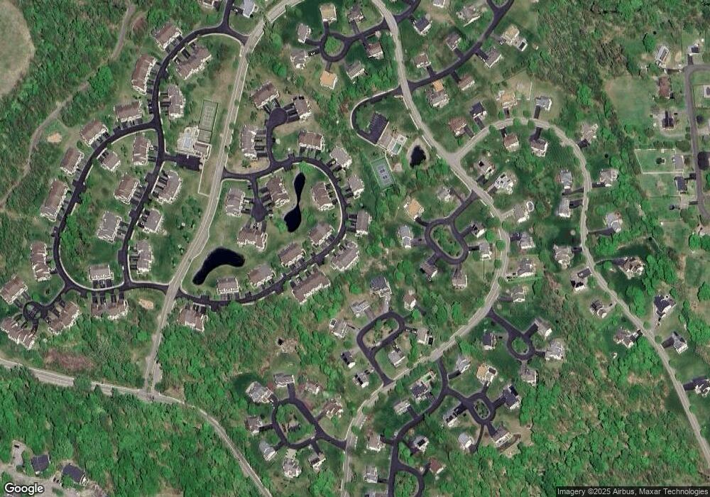 1012 Pondview Loop unit 1012, Wappingers Falls, NY 12590 - photo 1