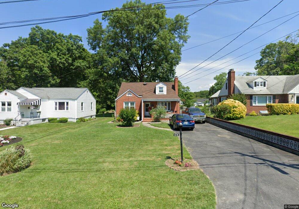 818 Dorsey Ave, Essex, MD 21221 - photo 1