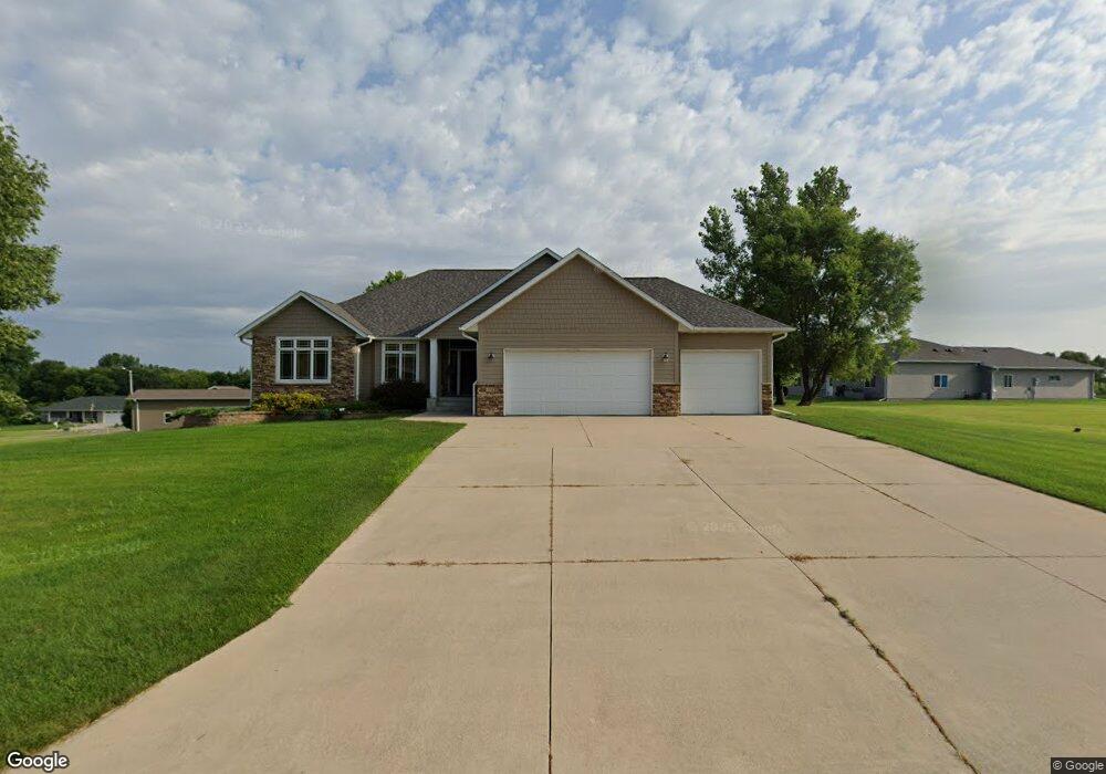 1368 Eastgate Rd, Albert Lea, MN 56007 - photo 1