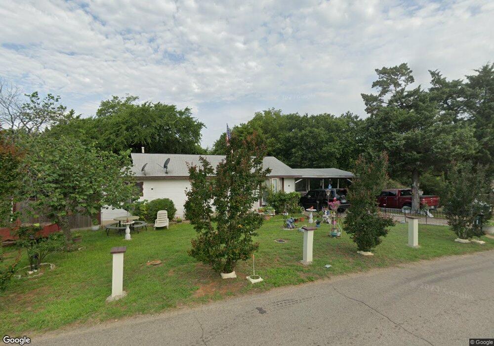 1411 S Travis Ave, Denison, TX 75021 - photo 1