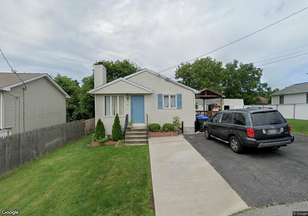 30 Ophelia St, Providence, RI 02909 - photo 1