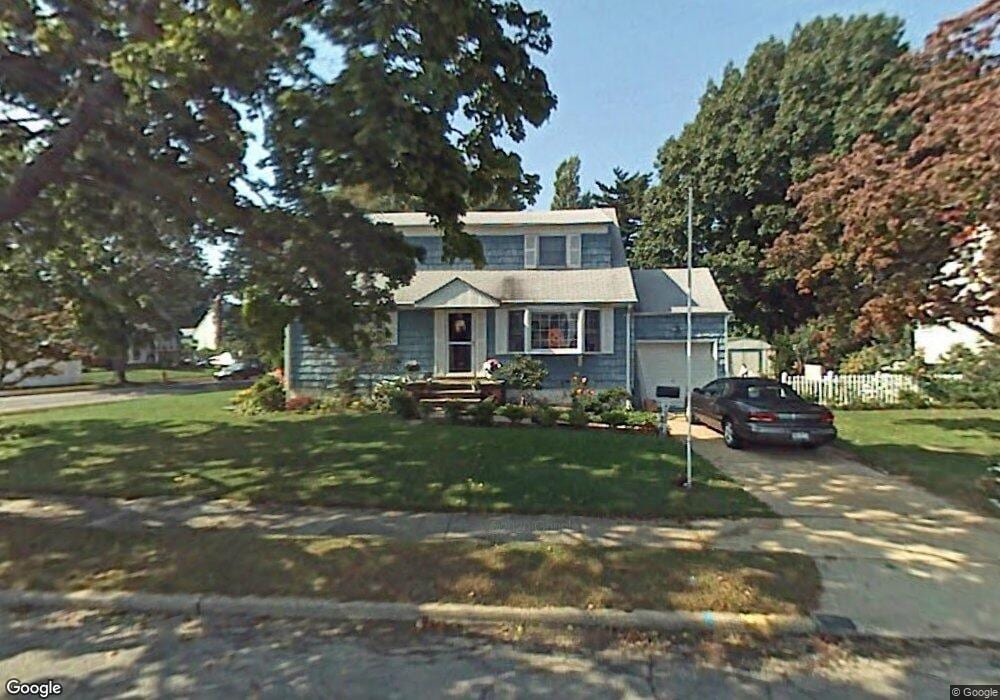 4072 Maywood Dr, Seaford, NY 11783 - photo 1