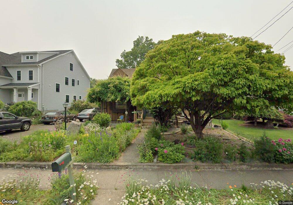 667 Judd St, Fairfield, CT 06824 - photo 1