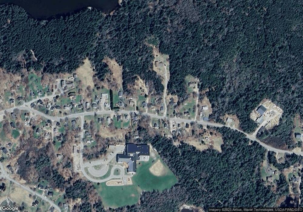 128 E Main St, Vinalhaven, ME 04863 - photo 1