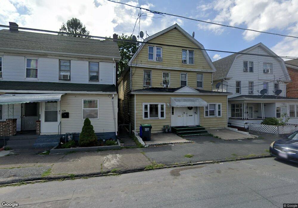 726 N Locust St, Hazleton, PA 18201 - photo 1