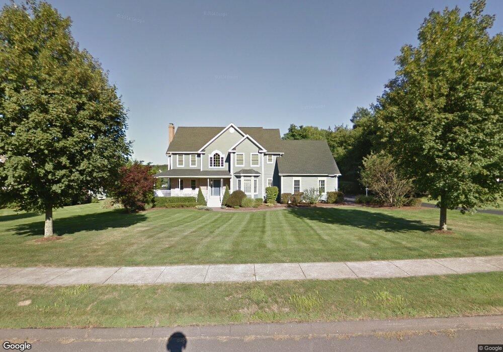 200 Bluff Point Rd, South Glastonbury, CT 06073 - photo 1