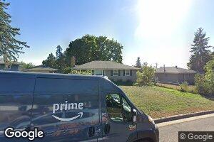 820 21st St, Newport, MN 55055