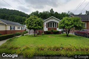 37 Earl Rose Dr, Logan, WV 25601