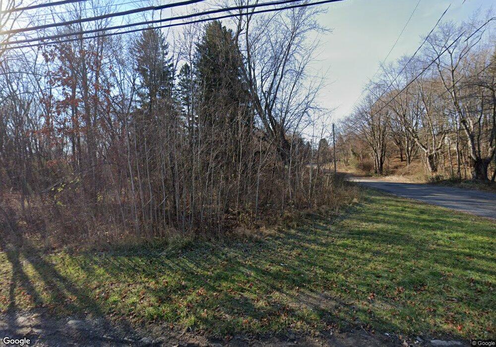 421 Oak St, Taylor, PA 18517 - photo 1