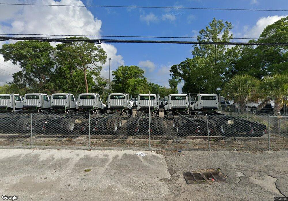 325 Edgewood Ave S, Jacksonville, FL 32254 - photo 1