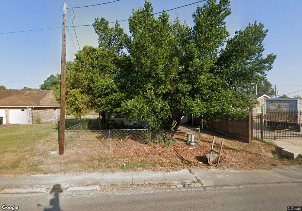 8814 De Priest St, Houston, TX 77088 - photo 1