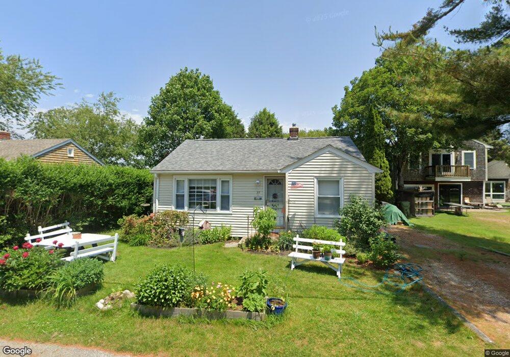 39 Green Kinyon Driftway, Narragansett, RI 02882 - photo 1