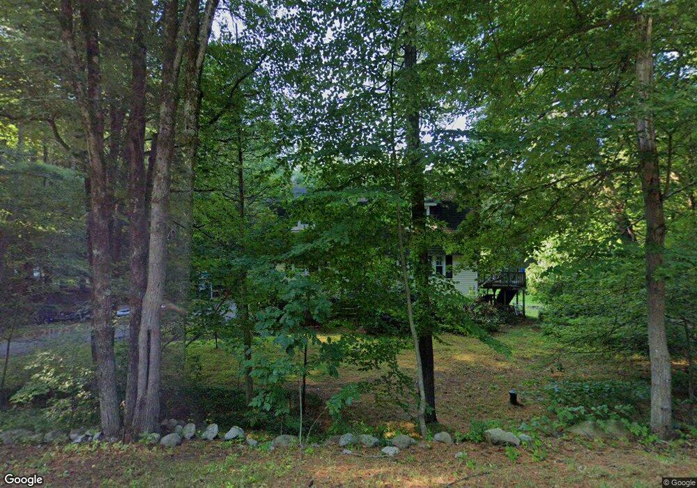 52 Peaslee Rd, Merrimack, NH 03054 - photo 1