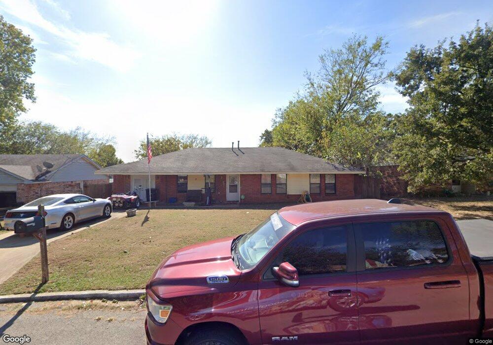 5 Walker Cir, Shawnee, OK 74804 - photo 1