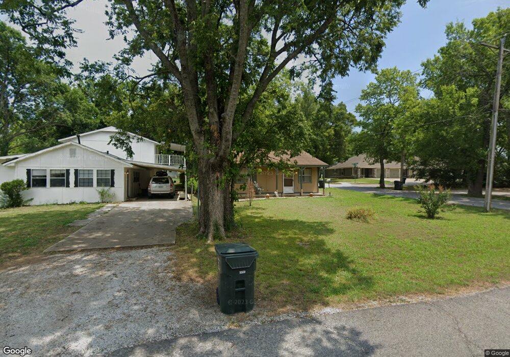 630 S Florence Ave, Claremore, OK 74017 - photo 1