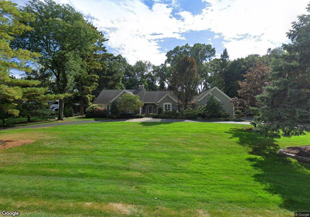 6060 Snowshoe Cir, Bloomfield Hills, MI 48301 - photo 1