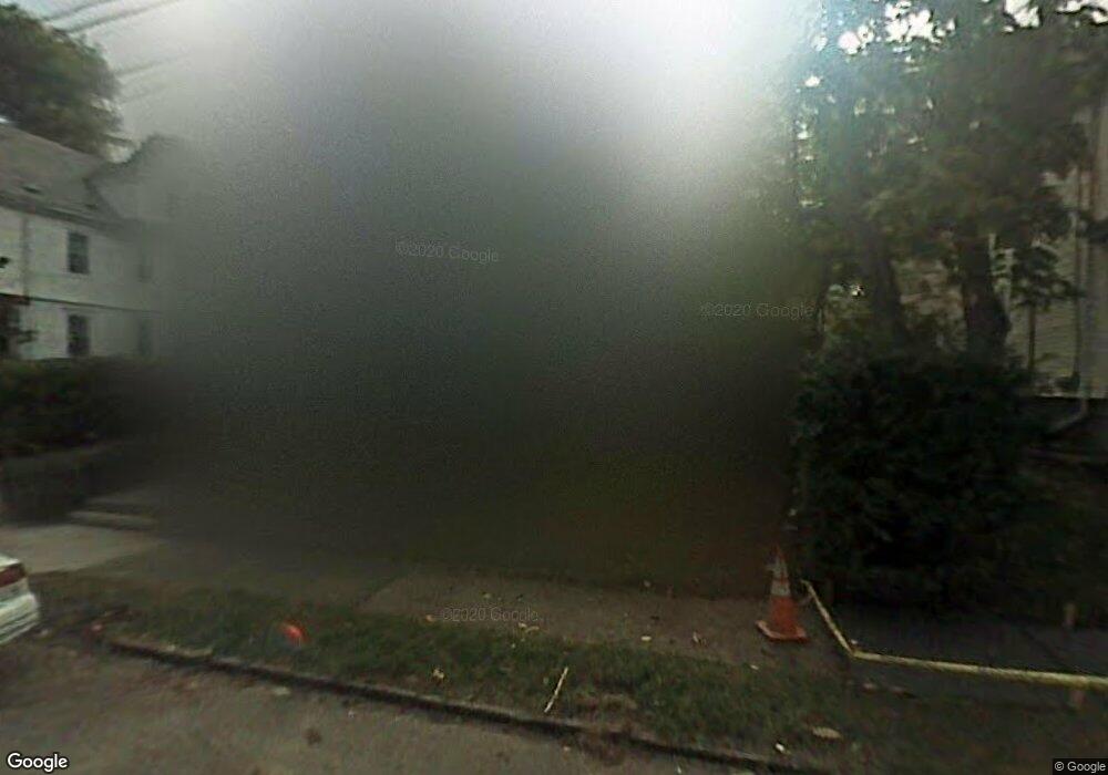 474 Albemarle Rd unit 1, Newtonville, MA 02460 - photo 1