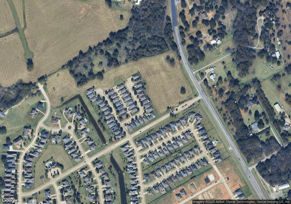 216 Captains Ct, Granbury, TX 76049 - photo 1