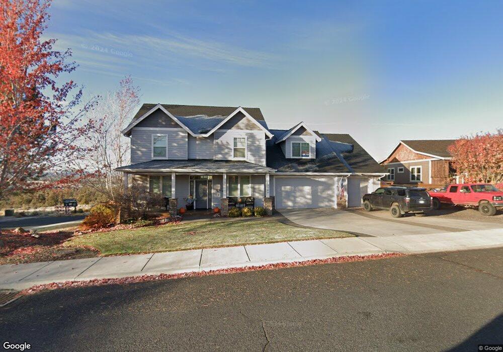 3385 SW Cascade Vista Dr, Redmond, OR 97756 - photo 1