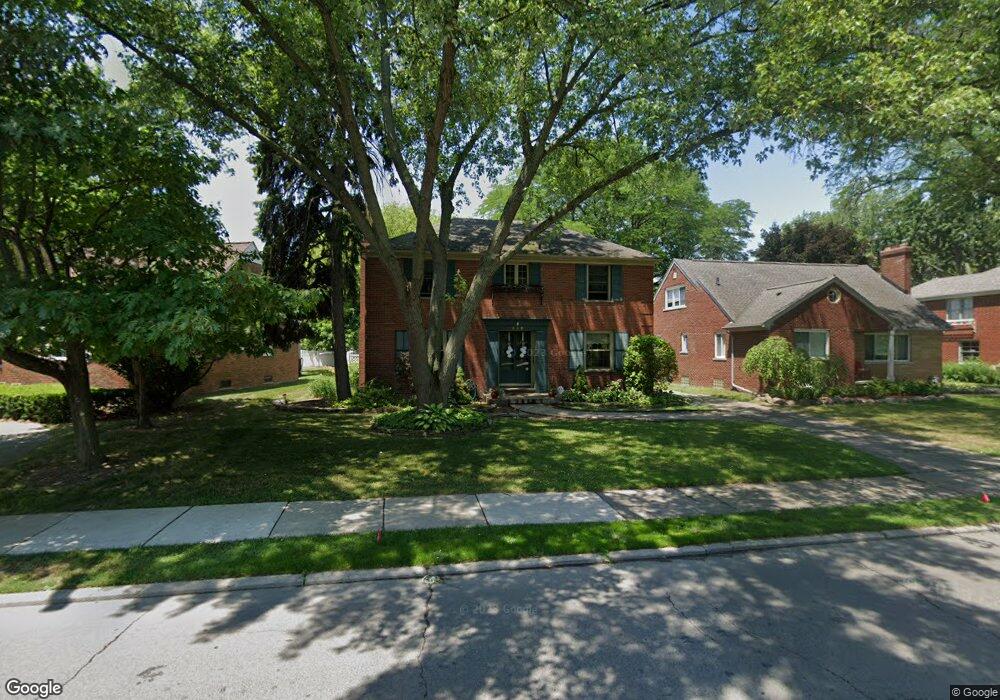 359 Chalfonte Ave, Grosse Pointe Farms, MI 48236 - photo 1