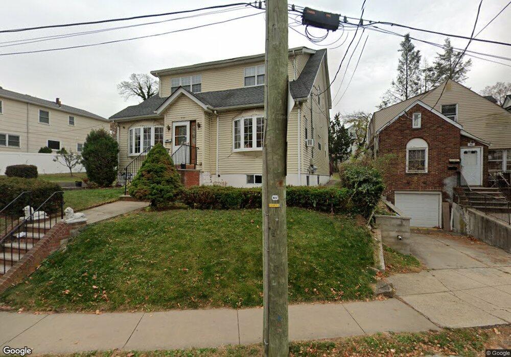 370 Castleton Ave, Staten Island, NY 10301 - photo 1
