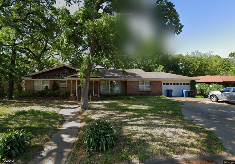 106 Mark Dr, Denison, TX 75021 - photo 1