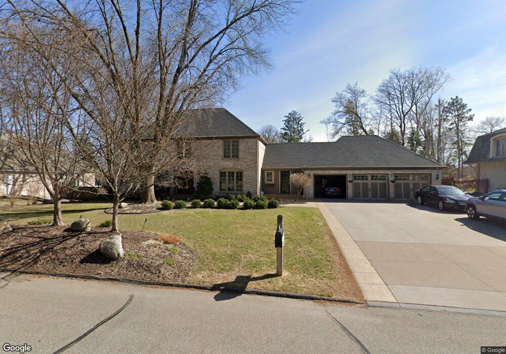 14619 Rocksborough Rd, Minnetonka, MN 55345 - photo 1