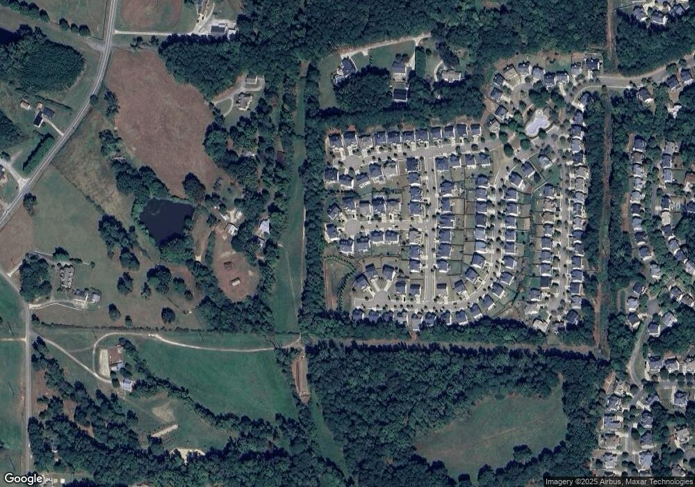 509 Coachman Cir, Canton, GA 30115 - photo 1