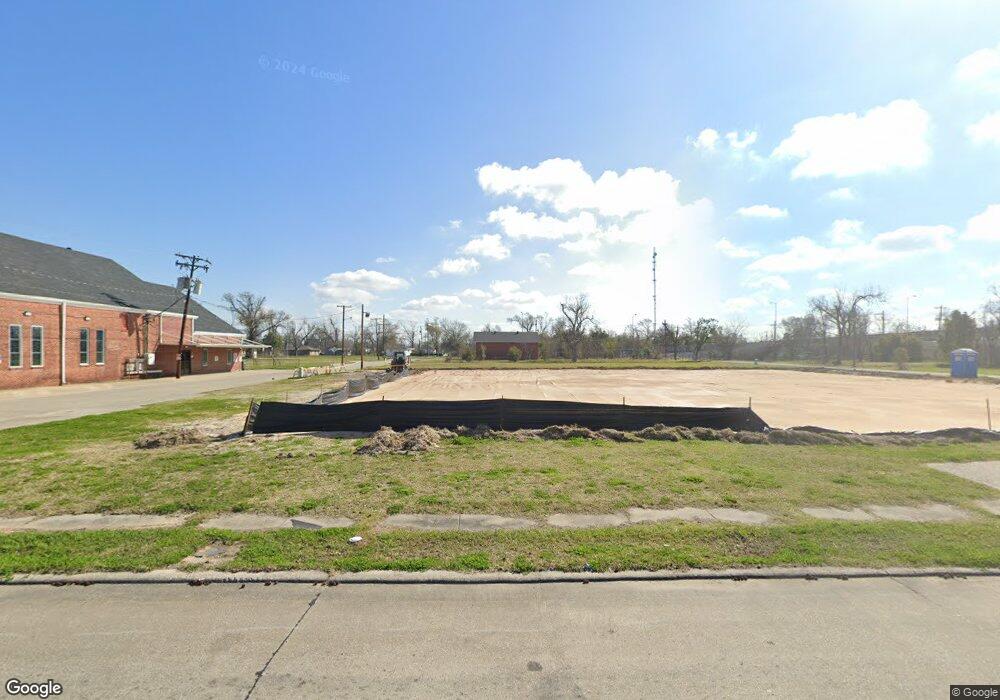 226 N Blake St, Lake Charles, LA 70601 - photo 1