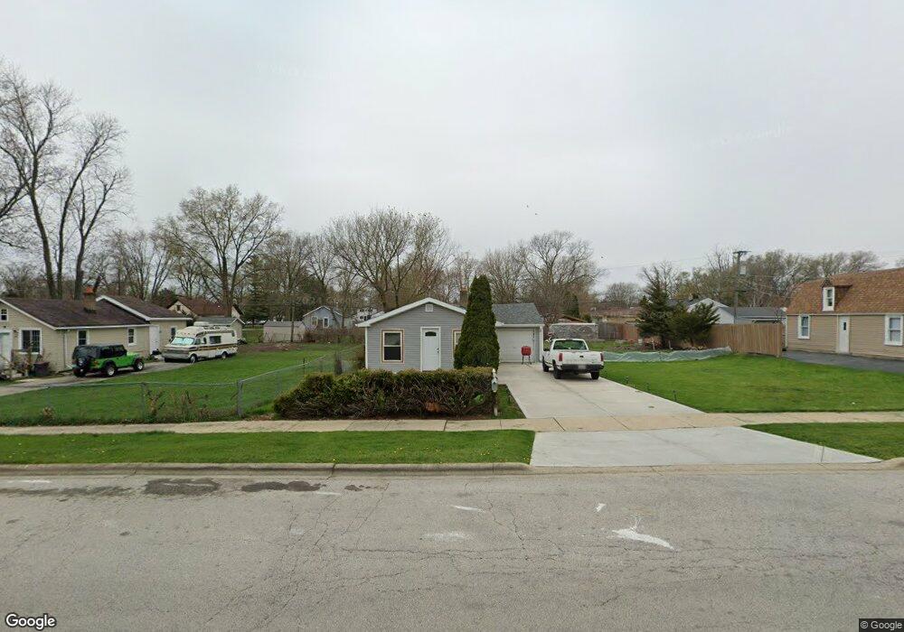 542 N Harrison Ave, Aurora, IL 60506 - photo 1