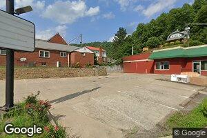 52 Bhind Rte, Gilbert, WV 25621
