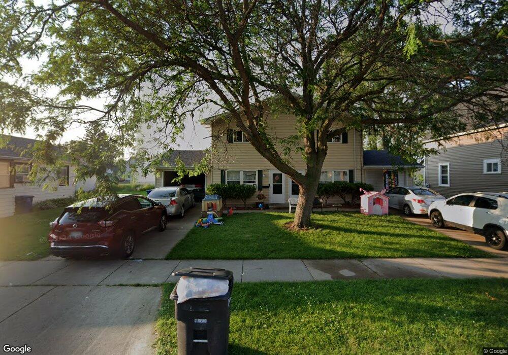 624 W 7th Ave, Oshkosh, WI 54902 - photo 1