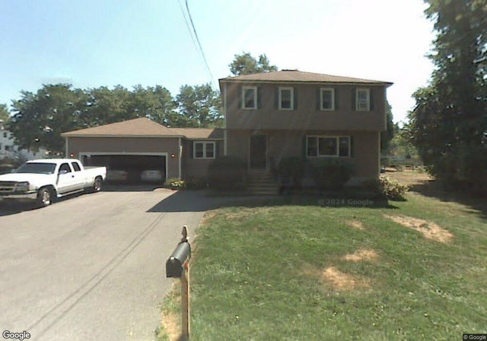 10 Meadow Ln, Haverhill, MA 01830 - photo 1