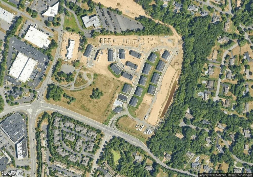 34 Goldfinch Dr, Upper Saddle River, NJ 07458 - photo 1