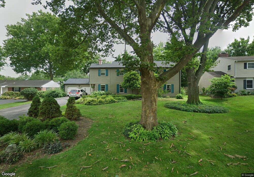 969 Greenridge Rd, Columbus, OH 43235 - photo 1