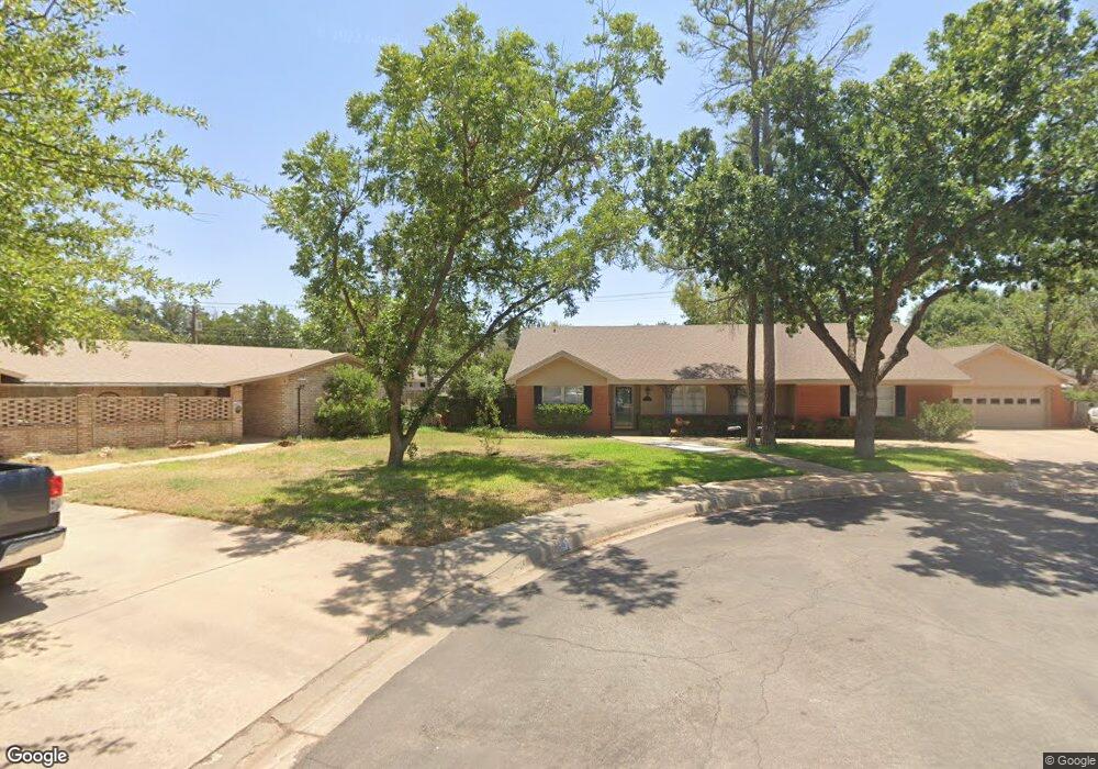 11 Linda Ct, Midland, TX 79705 - photo 1