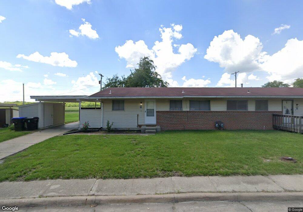 7111 SW Glencrest Dr, Topeka, KS 66619 - photo 1